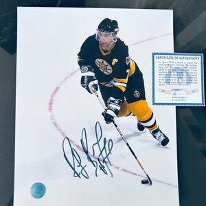 Raymond Bourque Autographed Boston Bruins 8x10 Photo NHL
